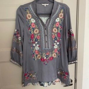 John Mark Size Small Embroidered Floral Blouse